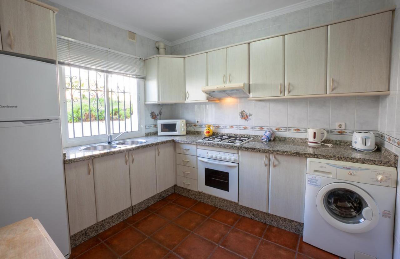 Hacienda 19 Menyber Daire Nerja Dış mekan fotoğraf
