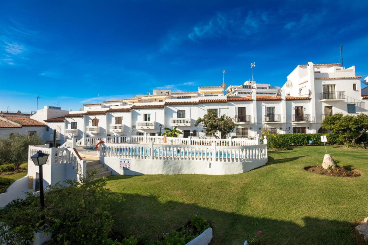Hacienda 19 Menyber Daire Nerja Dış mekan fotoğraf